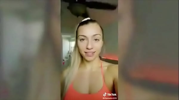 Girls naked from tictoc