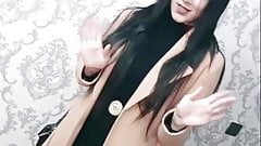 Aze Tiktok girl pantyhose feet