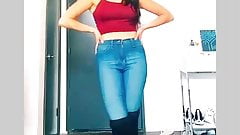 Kira Kosarin – TikTok Instastory