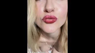 Zu heiß für TikTok! BlondeHexe